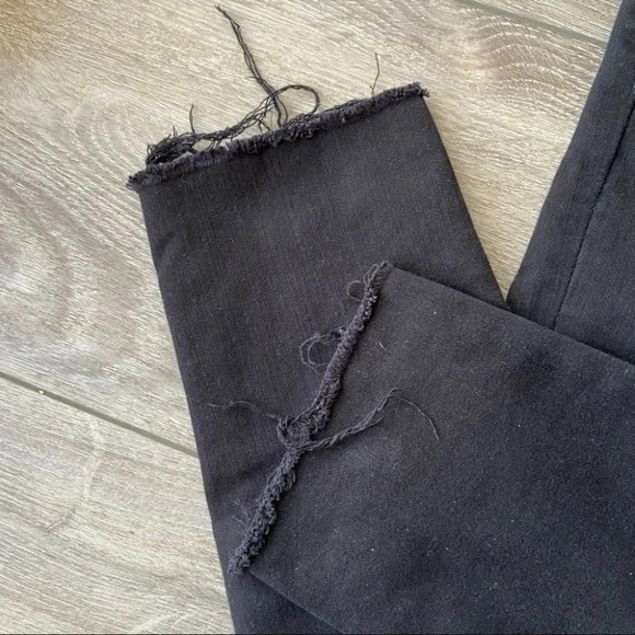 Levi’s 721 Ripped High Waist  Cropped Raw Hem Skinny Jeans - Picture 9 of 16